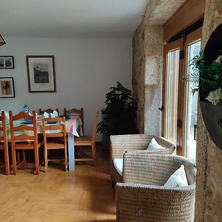 Domek alpejski A Vixia Do Roncudo