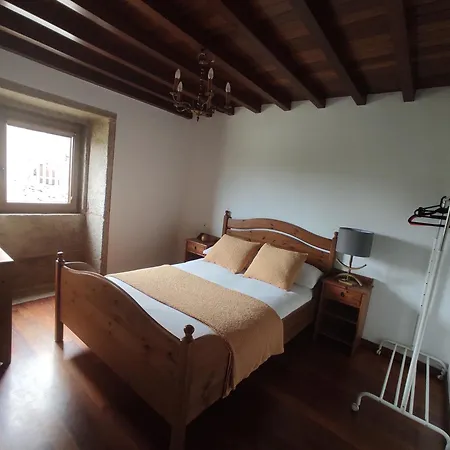 Domek alpejski A Vixia Do Roncudo