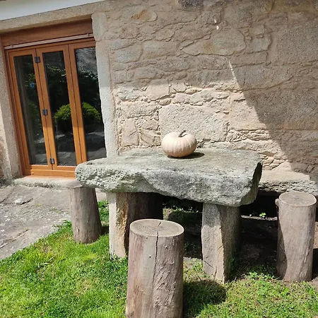 Domek alpejski A Vixia Do Roncudo